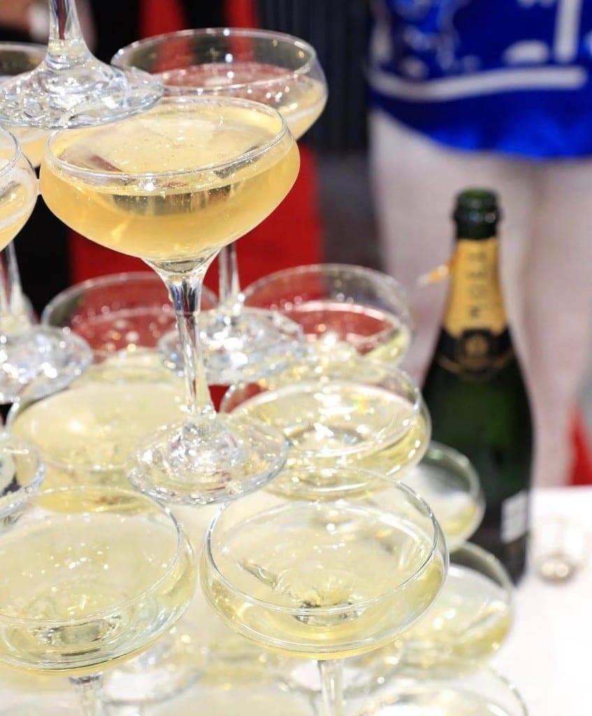 Mobile Bar Hire Without The Fuss 1